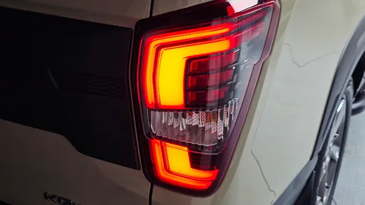 KG Mobility 렉스턴 스포츠 칸 2.2 4WD 2023 23