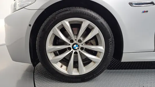 BMW 5 Series (F10) 528i xDrive M 2016 4