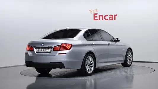 BMW 5 Series (F10) 528i xDrive M 2016