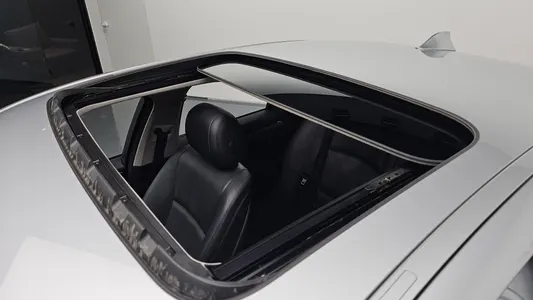 BMW 5 Series (F10) 528i xDrive M 2016 31