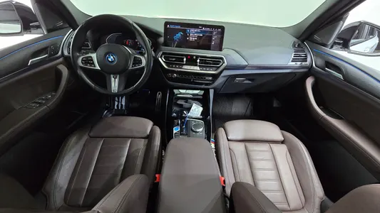BMW iX3 M 2022 6