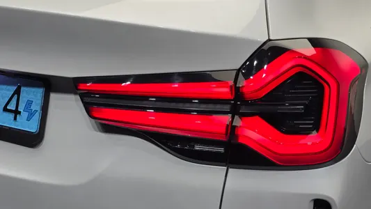 BMW iX3 M 2022 23
