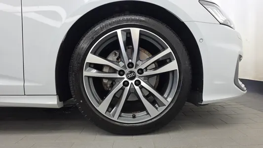 Audi A6 (C8) 40 TDI 2023 21