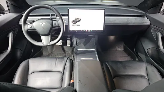 Tesla 3 AWD 2021 7