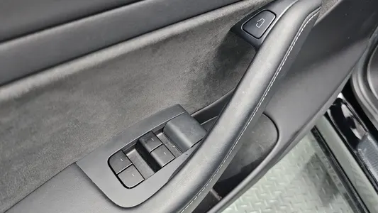 Tesla 3 AWD 2021 18