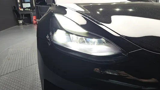 Tesla 3 AWD 2021 22