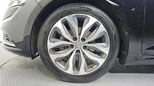Renault Korea SM6 2.0 LPe RE () 2016 5