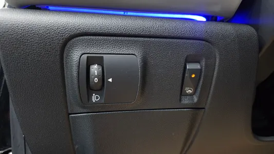 Renault Korea SM6 2.0 LPe RE () 2016 29