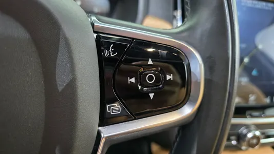 Volvo S90 D5 AWD 2019 17