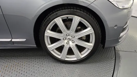 Volvo S90 D5 AWD 2019 21