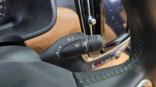Volvo S90 D5 AWD 2019 27