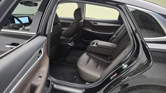 Hyundai IG 2022 12