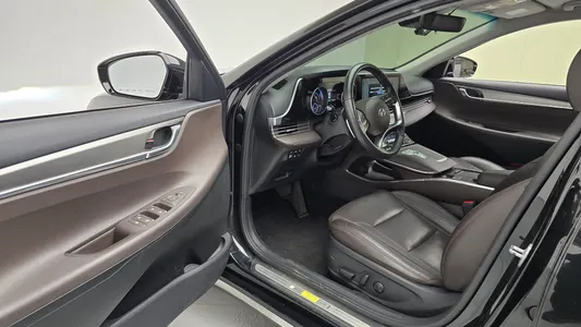 Hyundai IG 2022 10