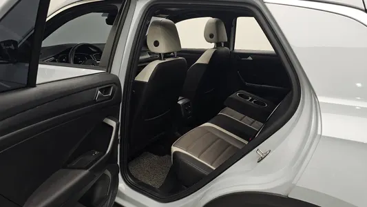 Volkswagen 티록 2.0 TDI 2021 26