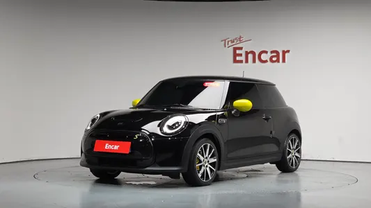 MINI SE 2022
