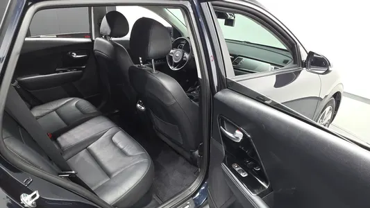 Kia Niro 2019 11