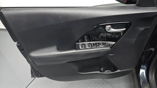 Kia Niro 2019 25