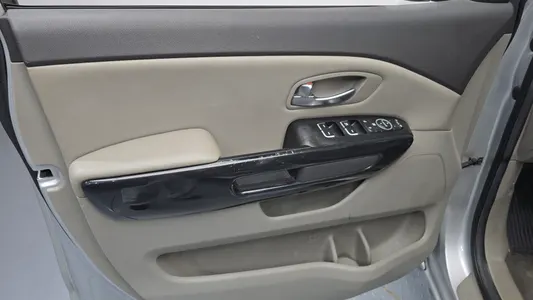 Kia 카니발 11 2014 25
