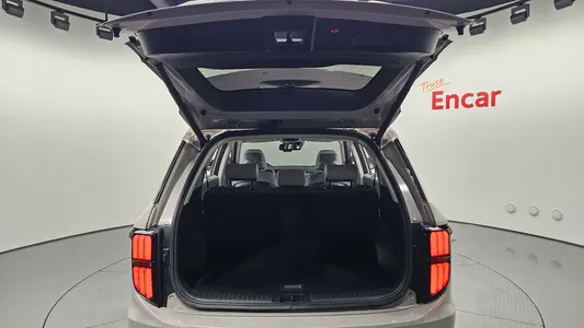 KG Mobility EVX E7 2024 18