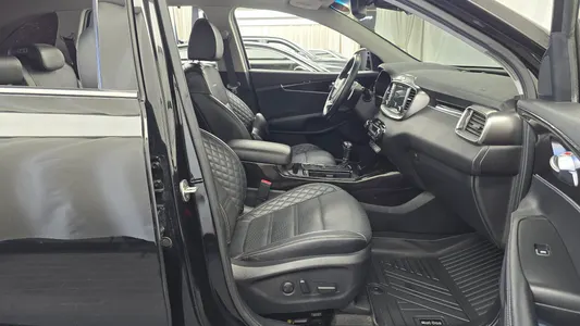 Kia 쏘렌토 2.2 2WD 2019 11