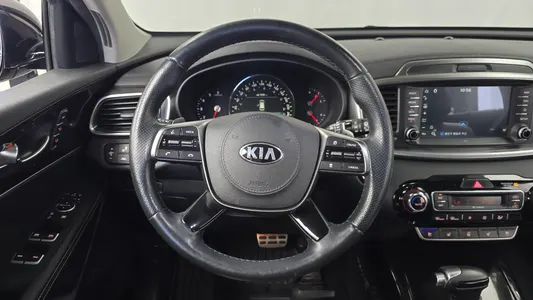 Kia 쏘렌토 2.2 2WD 2019 13