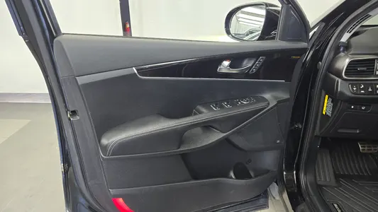 Kia 쏘렌토 2.2 2WD 2019 24