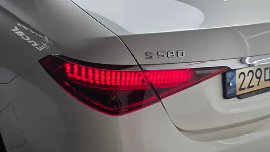 Mercedes-Benz S-Class W223 S580L 4MATIC 2022 23