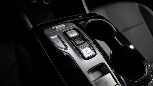 Hyundai (NX4) 2WD 2021 9