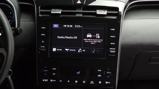 Hyundai (NX4) 2WD 2021 14
