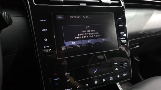 Hyundai (NX4) 2WD 2021 34