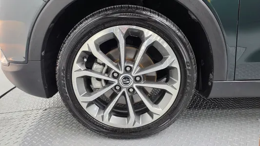 KG Mobility Tivoli VX 2WD 2016 5