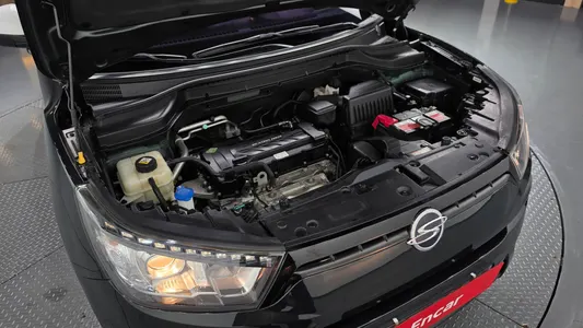 KG Mobility Tivoli VX 2WD 2016 6