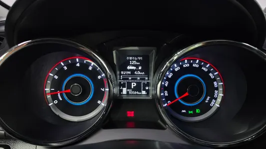 KG Mobility Tivoli VX 2WD 2016 8