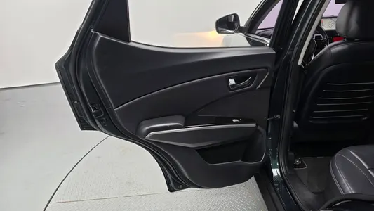 KG Mobility Tivoli VX 2WD 2016 26