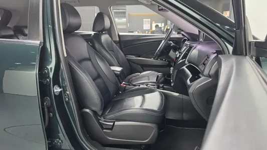 KG Mobility Tivoli VX 2WD 2016 27