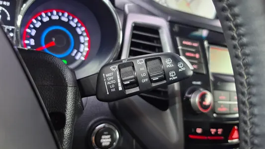 KG Mobility Tivoli VX 2WD 2016 29