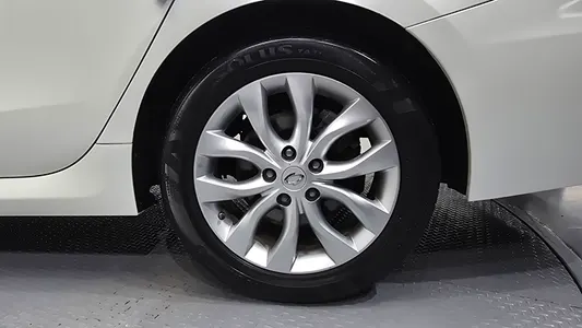Renault Korea SM7 LPLI 2.0 LPe 2015 21