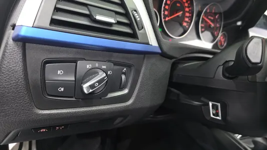 BMW 3 Series (F30) 320d M 2017 19