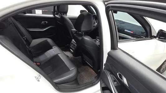 BMW 3 Series (G20) 320d M 2019 10