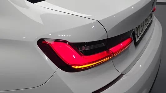 BMW 3 Series (G20) 320d M 2019 23
