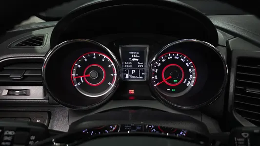 KG Mobility 티볼리 에어 1.6 RX 2WD 2017 8