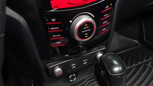 KG Mobility 티볼리 에어 1.6 RX 2WD 2017 18