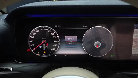 Mercedes-Benz E-Class W213 E220d 2020 8