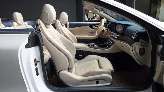 Mercedes-Benz E-Class W213 E220d 2020 11