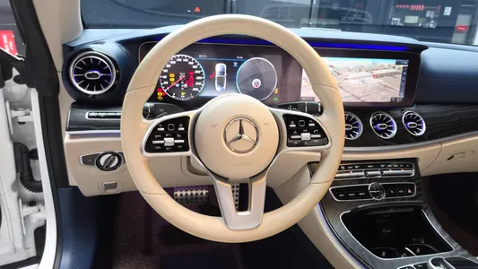 Mercedes-Benz E-Class W213 E220d 2020 13