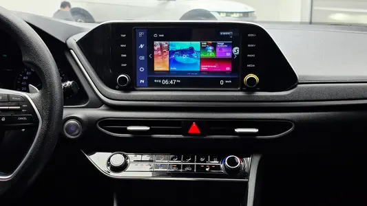 Hyundai (DN8) 2.0 LPG() 2019 14