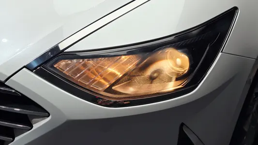 Hyundai (DN8) 2.0 LPG() 2019 22