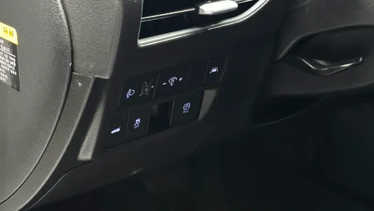 Hyundai (DN8) 2.0 LPG() 2019 28