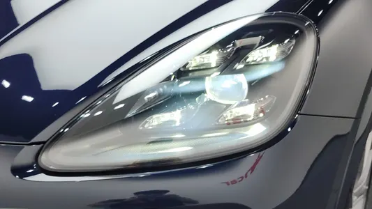 Porsche (PO536) 3.0 2019 22