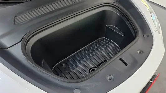 Tesla Y RWD 2023 6